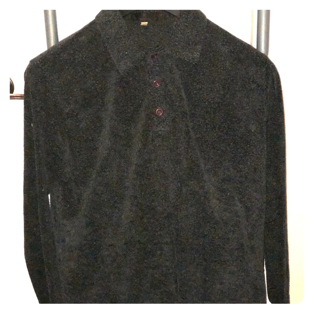 Men’s Sweater slip over head three button front
